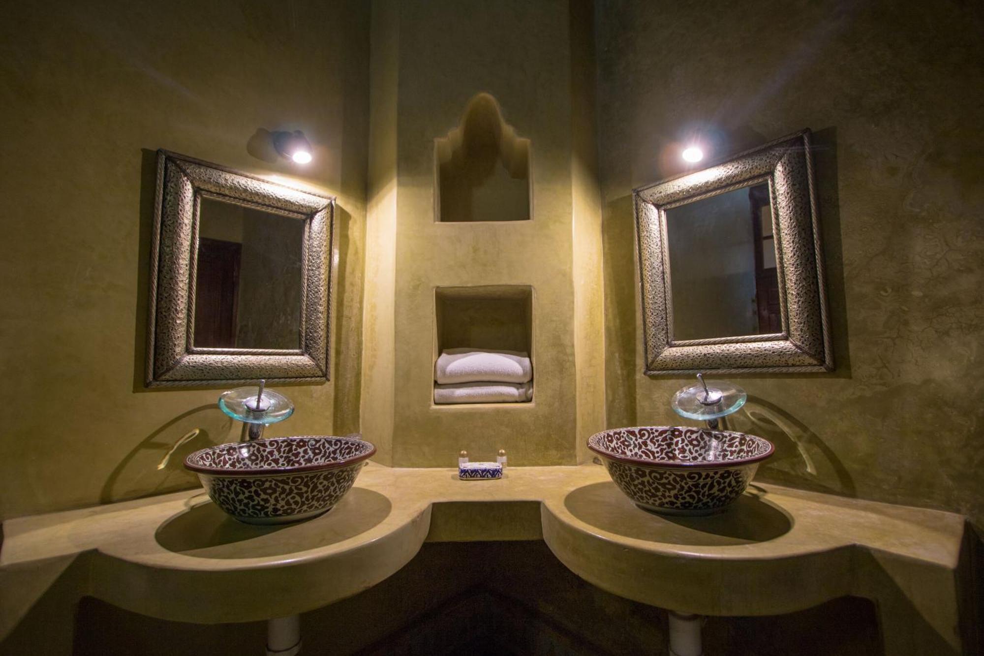 Riad Zitouna Fes Luaran gambar